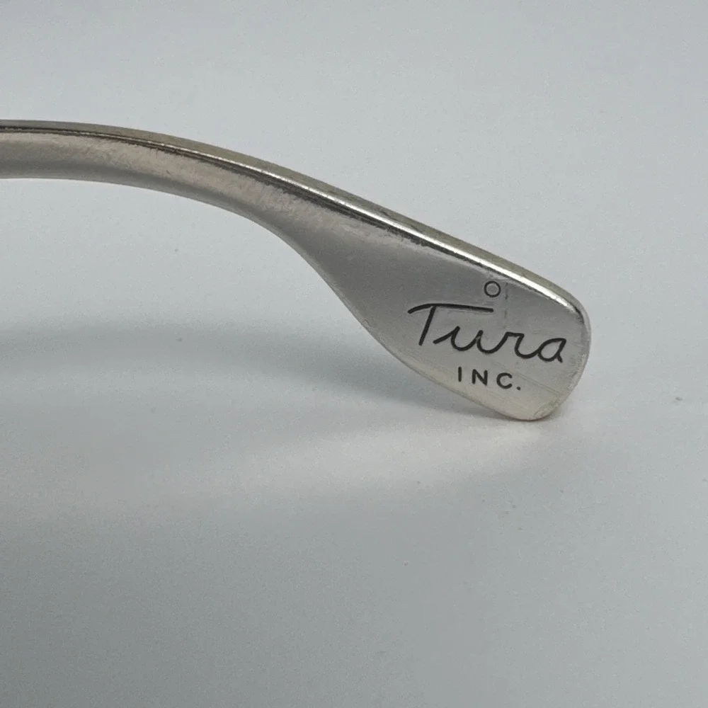 Tura Inc Filigree Gold-Tone‎ Women's Eyeglasses US Pat 631706 Cat-Eye Vintage
